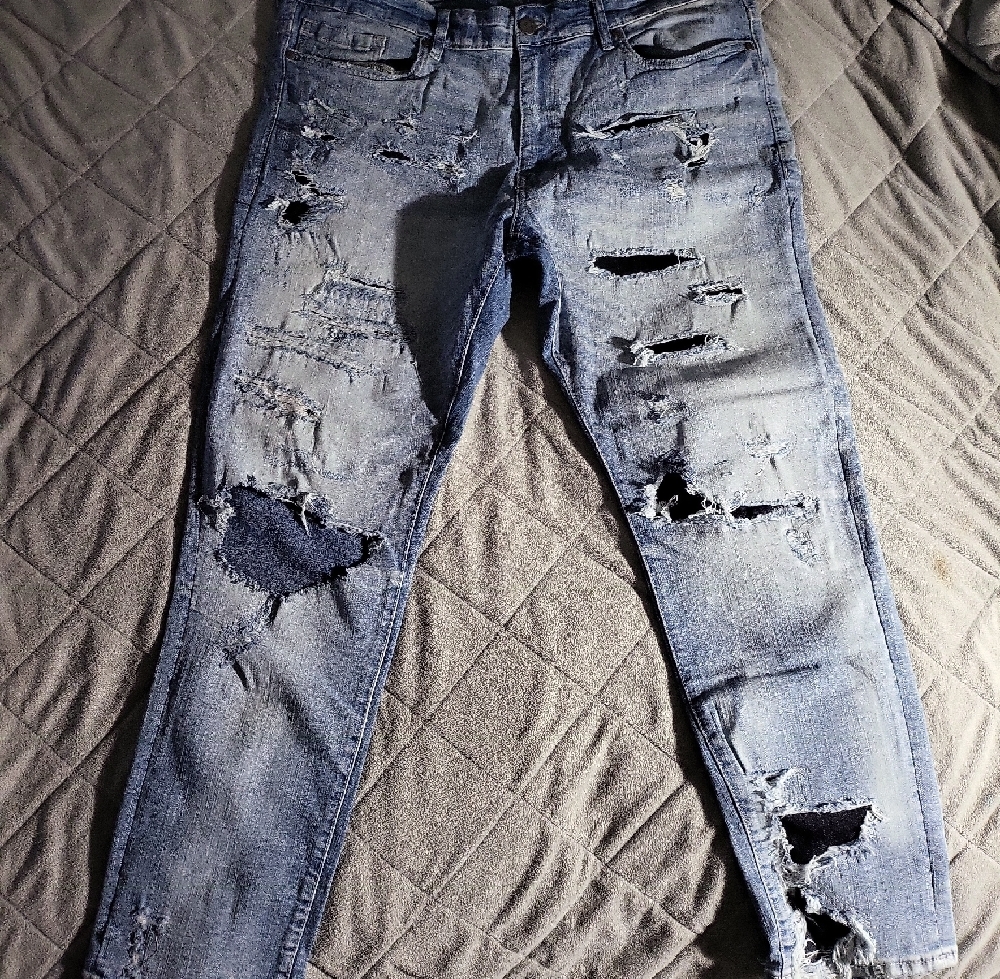 Distressed Blue Jeans JORDAN CRAIG